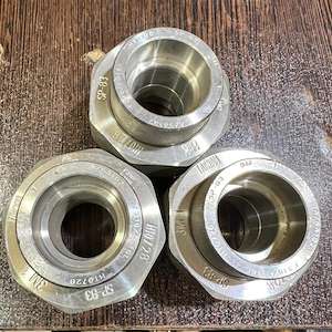 بازرگانی اعتماد (اتصالات فشارقوی) مهره ماسوره تایوانی ساکت تایوانی